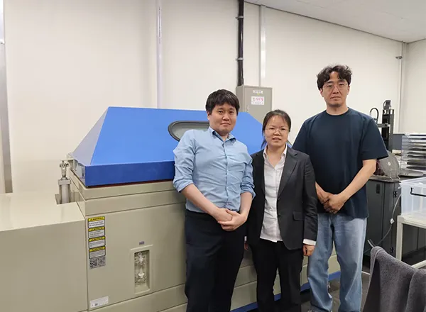 LIB unterstützt die Hochschul bildung in Südkorea mit der Installation einer zyklischen Salz sprühtest kammer