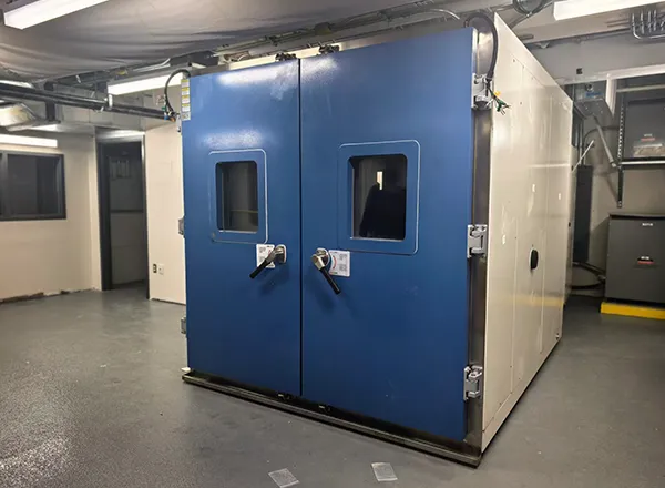 Von der Planung bis zur Inbetriebnahme: LIB liefert Walk-In-Kammer TH-080C für Measurement Canada